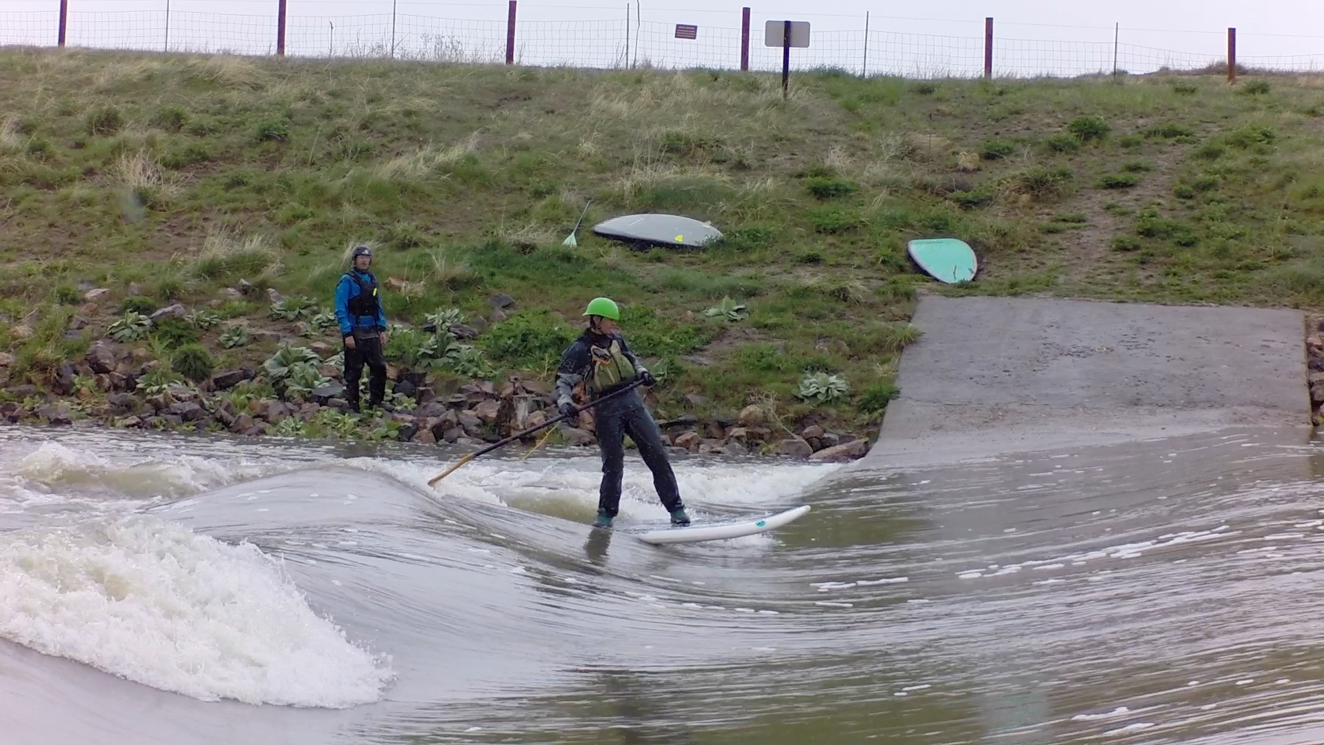 SUP River Surfing, Miracle Wave, Denver