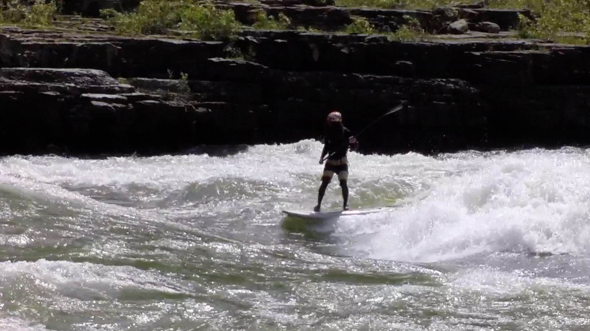 SUP river surfing lunch counter